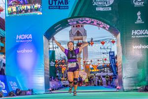 BIB: 5105, 
                            <button type="button" onclick="openModal(21795002)" class="btn btn-primary btn-sm float-right btn-popup" data-toggle="modal" data-target=".modal-high-quality">
                        <i class="fas fa-shopping-cart"></i> Add to Cart
                    </button>
                                            <button type="button" onclick="isThisMe(21795002, true)" class="btn btn-success btn-sm float-right btn-popup btn-isme hidden" data-toggle="tooltip" data-placement="bottom" title="นี่คือรูปของคุณใช่ไหม คลิกที่นี่เพื่อเอาเข้าอัลบั้ม">
                        <i class="fas fa-plus"></i> Add to album
                    </button>
                    <button type="button" onclick="isThisMe(21795002, false)" class="btn btn-warning btn-sm float-right btn-popup btn-isnotme hidden">
                        <i class="fas fa-ban"></i> Remove from album
                    </button>